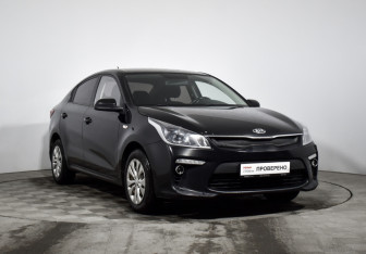 Подержанный автомобиль Kia Rio Sedan 2018 года (3 фото)