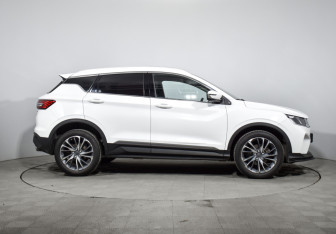 Подержанный автомобиль Geely Coolray 2020 года (4 фото)