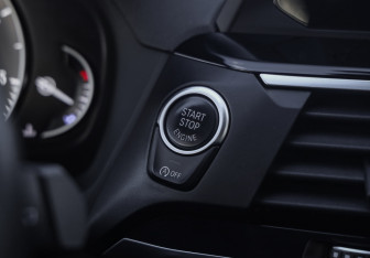 Подержанный автомобиль BMW X3 2019 года (24 фото)