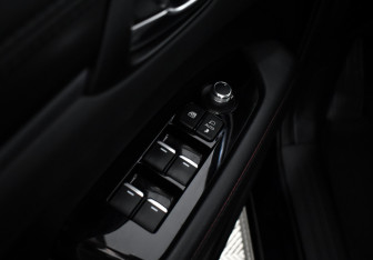 Подержанный автомобиль Mazda CX-5 2021 года (10 фото)
