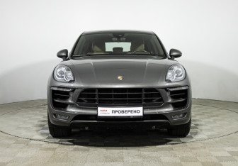 Подержанный автомобиль Porsche Macan 2017 года (2 фото)