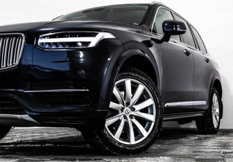 Подержанный автомобиль Volvo XC90 2015 года (2 фото)
