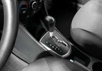 Подержанный автомобиль Hyundai Solaris Sedan 2011 года (11 фото)