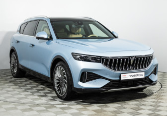 Подержанный автомобиль Voyah Free 2022 года (3 фото)