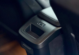 Подержанный автомобиль Volvo XC60 2019 года (14 фото)