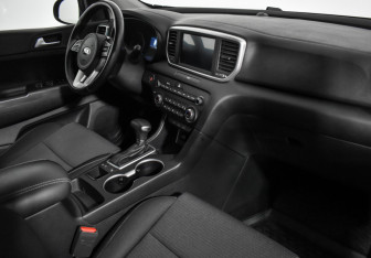 Подержанный автомобиль Kia Sportage 2021 года (14 фото)