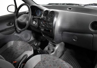 Подержанный автомобиль Daewoo Matiz 2007 года (13 фото)
