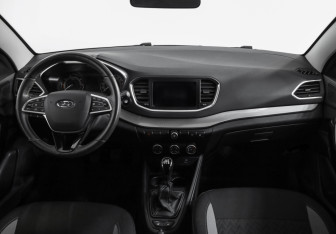 Подержанный автомобиль LADA (ВАЗ) Vesta Sedan 2023 года (10 фото)