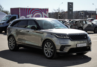 Подержанный автомобиль Land Rover Range Rover Velar 2018 года (5 фото)