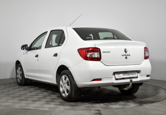 Подержанный автомобиль Renault Logan Sedan 2018 года (7 фото)