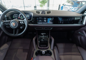 Новый Porsche Cayenne 2024 (13 фото)
