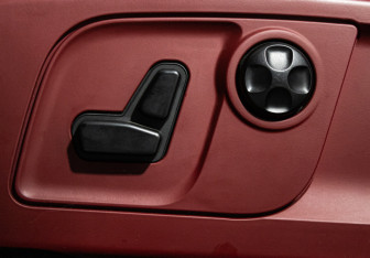 Подержанный автомобиль Maserati Levante 2017 года (17 фото)