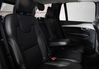 Подержанный автомобиль Volvo XC90 2019 года (12 фото)