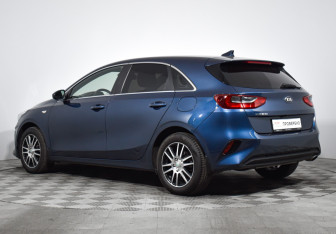 Подержанный автомобиль Kia Ceed Hatchback 2018 года (7 фото)