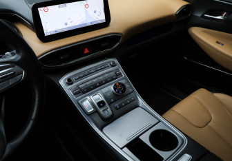 Подержанный автомобиль Hyundai Santa Fe 2022 года (21 фото)