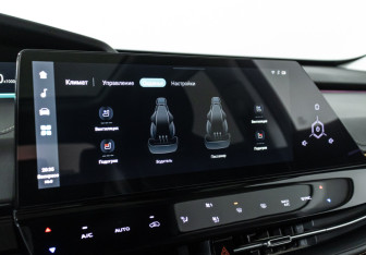 Подержанный автомобиль Changan UNI-K 2022 года (19 фото)