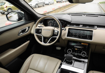 Подержанный автомобиль Land Rover Range Rover Velar 2021 года (13 фото)