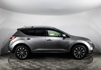Подержанный автомобиль Nissan Murano Suv 2013 года (4 фото)