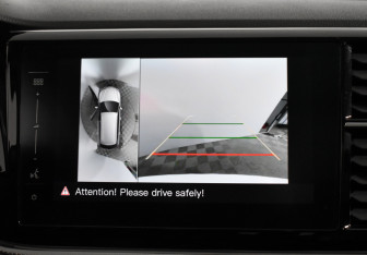 Подержанный автомобиль Jetta VS7 2023 года (18 фото)