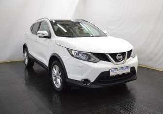 Подержанный автомобиль Nissan Qashqai 2017 года (3 фото)