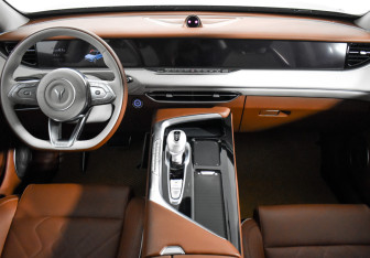 Подержанный автомобиль Voyah Free 2022 года (16 фото)