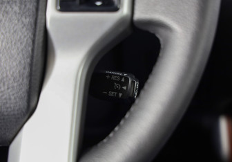 Подержанный автомобиль Toyota Land Cruiser Prado 2014 года (18 фото)