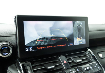 Подержанный автомобиль Toyota Land Cruiser Suv 2021 года (22 фото)