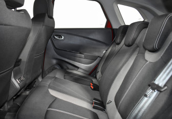 Подержанный автомобиль Renault Kaptur 2020 года (13 фото)