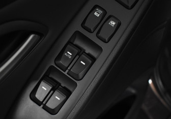 Подержанный автомобиль Hyundai ix35 2010 года (11 фото)