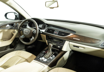 Подержанный автомобиль Audi A6 Sedan 2016 года (9 фото)