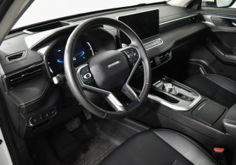 Подержанный автомобиль Haval Jolion 2023 года (9 фото)