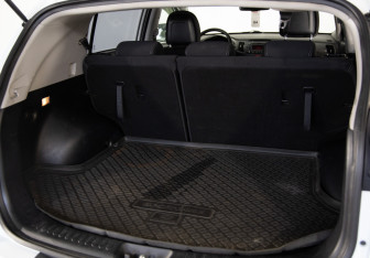 Подержанный автомобиль Kia Sportage 2011 года (11 фото)