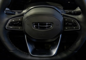 Новый Geely Monjaro 2026 (14 фото)