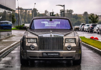 Подержанный автомобиль Rolls-Royce Phantom Sedan 2008 года (4 фото)
