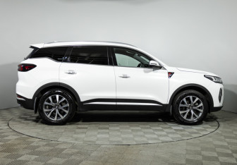 Подержанный автомобиль Chery Tiggo 7 Pro Max 2023 года (4 фото)