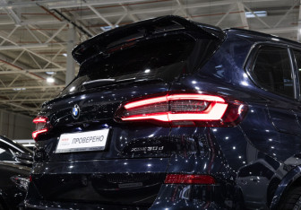 Подержанный автомобиль BMW X5 2020 года (13 фото)