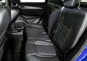 Подержанный автомобиль Haval F7x 2023 года (10 фото)