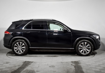 Подержанный автомобиль Mercedes-Benz GLE 2019 года (4 фото)