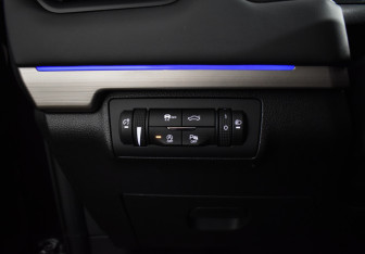 Подержанный автомобиль Exeed TXL 2022 года (17 фото)