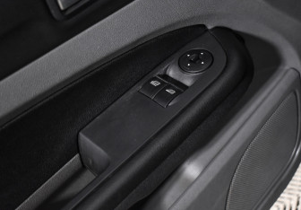 Подержанный автомобиль Ford Focus Sedan 2008 года (10 фото)