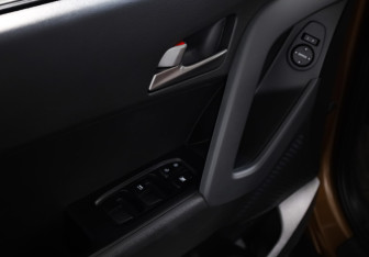 Подержанный автомобиль Hyundai Creta 2018 года (13 фото)