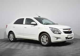 Подержанный автомобиль Chevrolet Cobalt Sedan 2021 года (3 фото)