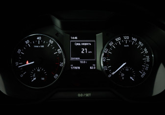 Подержанный автомобиль Skoda Octavia Liftback 2014 года (11 фото)