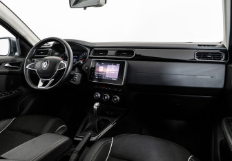 Подержанный автомобиль Renault Arkana 2020 года (10 фото)