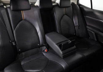 Подержанный автомобиль Toyota Camry Sedan 2019 года (24 фото)