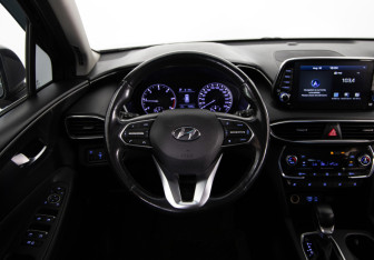 Подержанный автомобиль Hyundai Santa Fe 2020 года (10 фото)