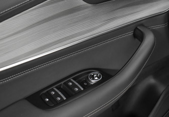 Подержанный автомобиль Chery Tiggo 8 Pro Max 2022 года (11 фото)