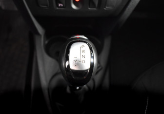 Подержанный автомобиль Renault Sandero 2020 года (17 фото)