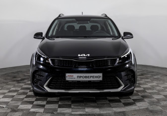 Подержанный автомобиль Kia Rio Hatchback 2021 года (2 фото)