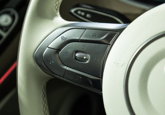 Подержанный автомобиль Voyah Free 2021 года (21 фото)